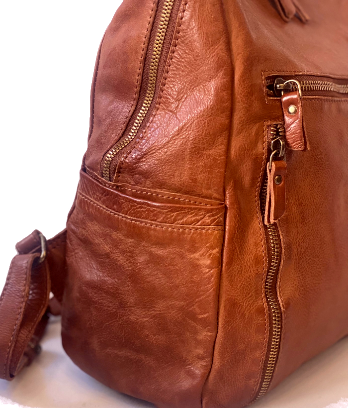 mochila italiana color marrón de BIBA