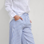 Pantalón de rayas azul blanco